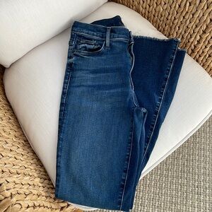 Mother weekender jeans 27
